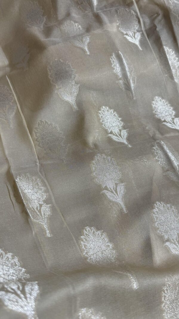 Golden Butta Work Soft Silk Banarasi Saree - Image 4
